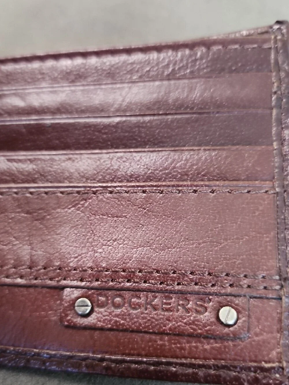 Dockers Genuine Leather Bifold Wallet Brown ID Window